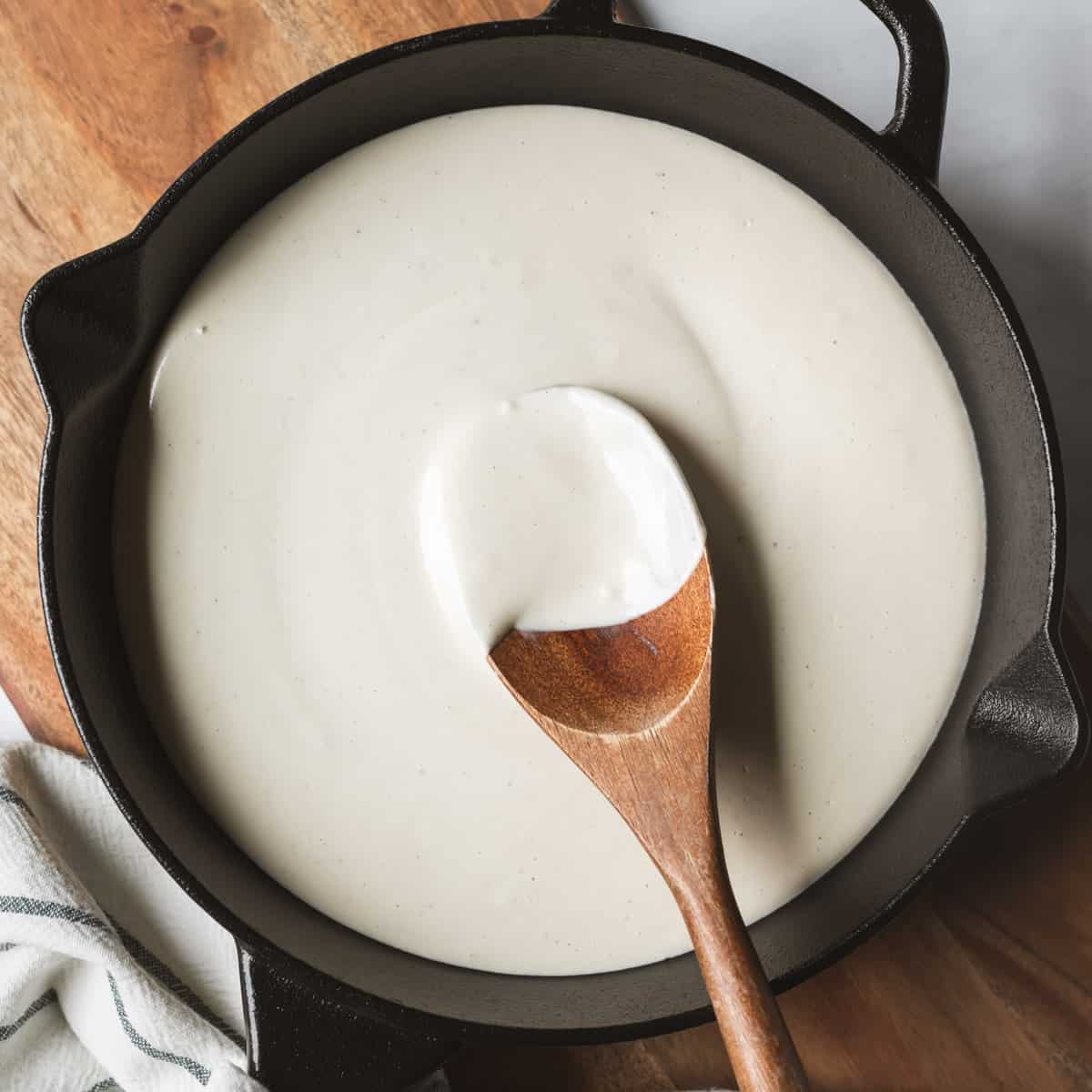 Easy Vegan Bechamel: Make Creamy Dairy-Free White Sauce